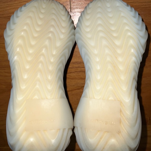 Adidas Sobakov Carbon Grey CG6770 Sneakers Mens Sz 5 Wmns Sz 6 EUC - Picture 7 of 12